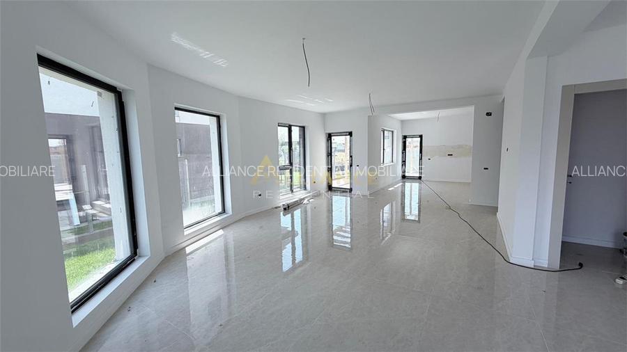 Casa Individuala - 5 camere -  2 bai - 430mp teren - 6