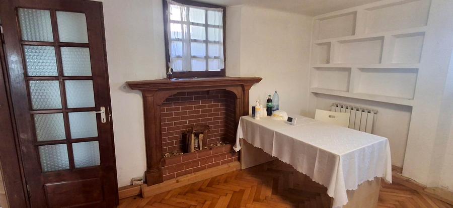 Comision 0, Apartament Cotroceni, Palat, etaj 2/2, liber, 4 camere singur/nivel