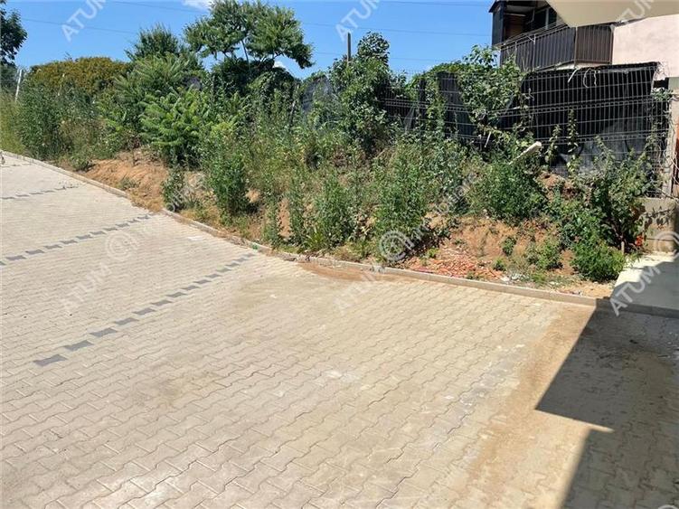 Spatiu comercial 94 mp utili 7 m vitrina zona Turnisor din Sibiu