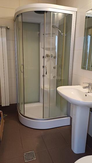 UNIVERSITATE SPATIU PTR BIROURI ETAJ 3 PRET 3100 EURO