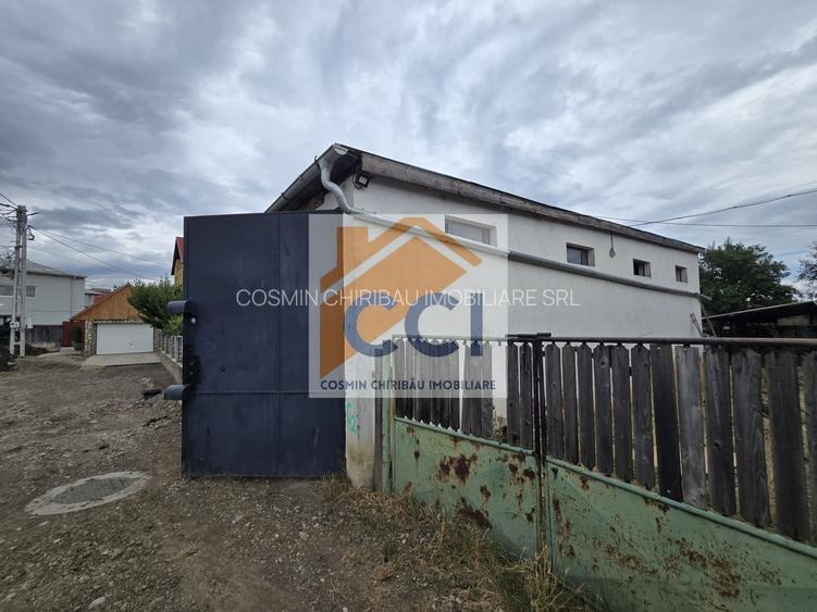 GARAJ DE VÂNZARE ÎN MĂRGINENI - 3
