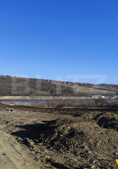 Teren 500 mp, cu AUTORIZATIE, vedere spre lac, Sorogari - 10