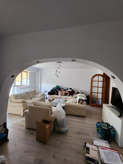 Apartament 3 camere decomandat Nerva Traian