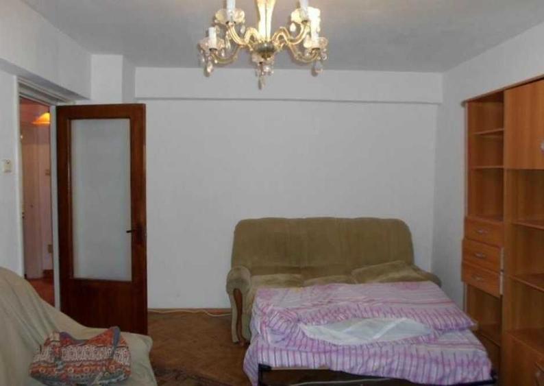 Apartament 3 camere de inchiriat in Ploiesti , langa UCECOM