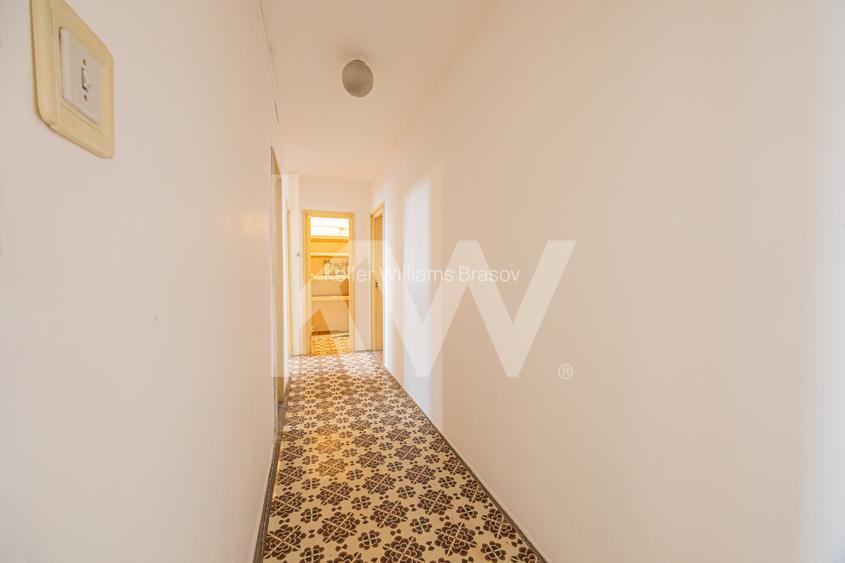 Vânzare apartament cu 4 camere - zona Calea București - 16