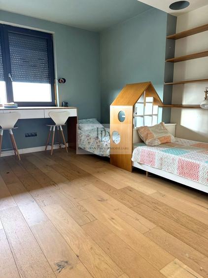 Duplex modern cu 4 dormitoare, Sală de fitness și 2 parcări – Europa