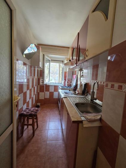 2 Camere confort 2 Viziru E-uri,etaj 1 - 2