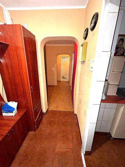 93.900 Euro, 4 camere decomandate, etaj 8 din 11, Micro 18