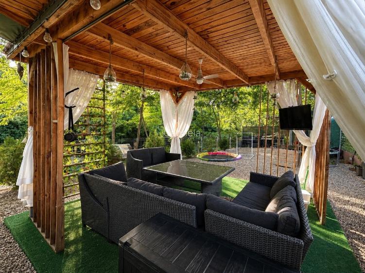 Duplex spațios, complet mobilat, într-o zonă liniștită, lângă râu - 2
