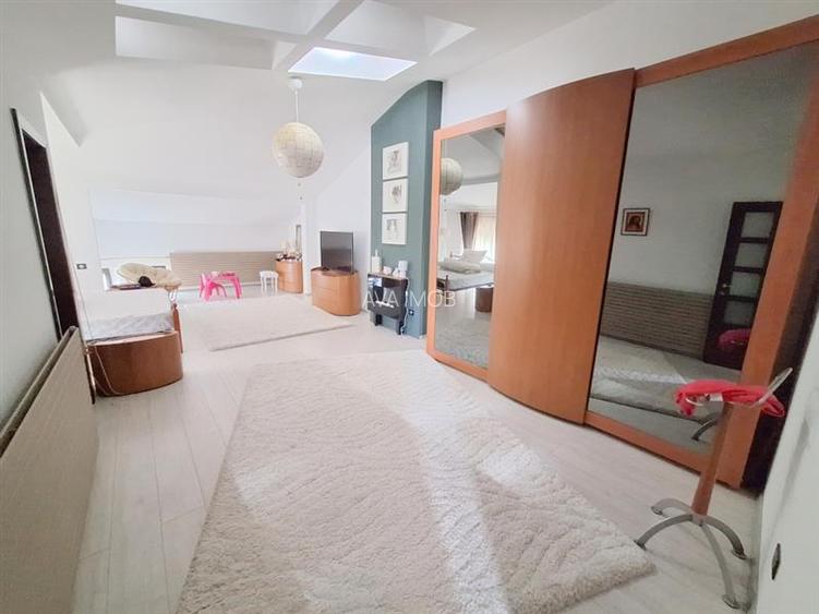 Vila eleganta ultracentrala – str. George Bacovia, Bacau - 32
