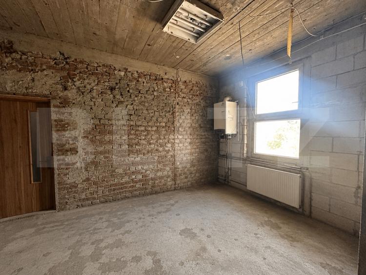 Casă spațioasă de 360 mp - zona Closca