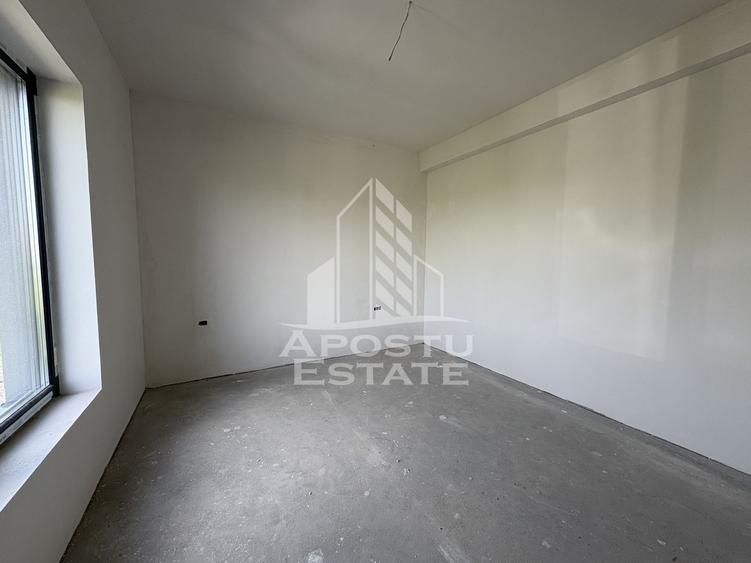Duplex pe parter 3 camere | Mosnita Noua | Aproape de centura