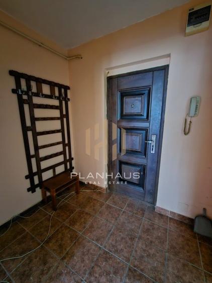 Garsoniera confort 1 ,etaj 2, in apropiere de liceul Nenitescu , 30 mp