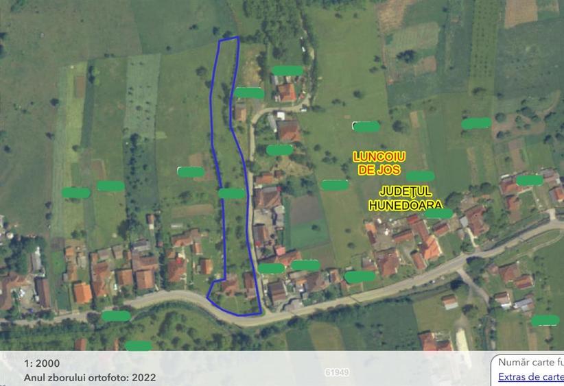 Gospodarie cu teren generos si constructii solide intr-o zona linistita