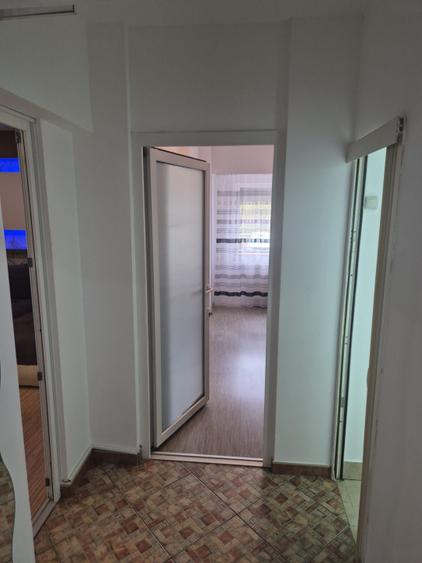 Închiriere Apartament 3 camere în Lacul Morii, CENTRALA SI LOC DE PARCARE