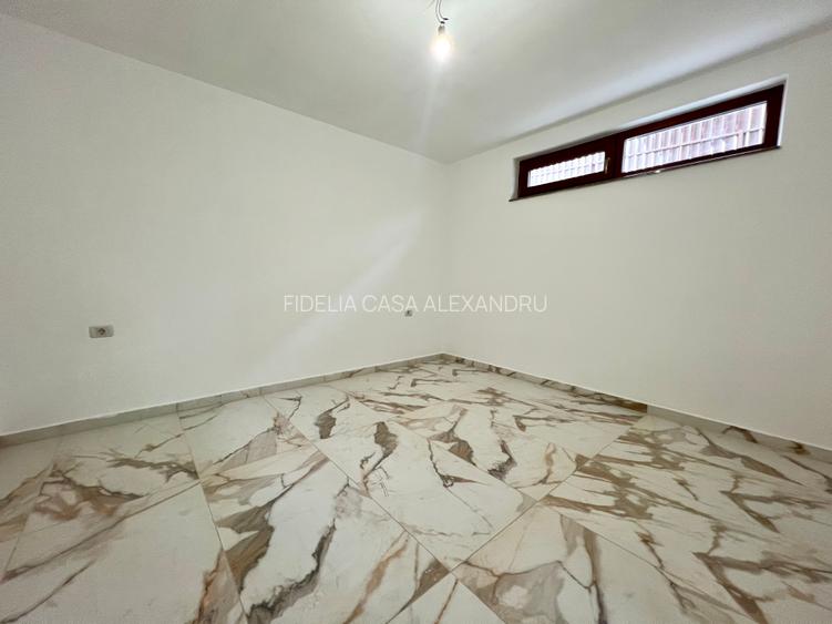 Vila cu 6 camere de vanzare in Ciurbesti
