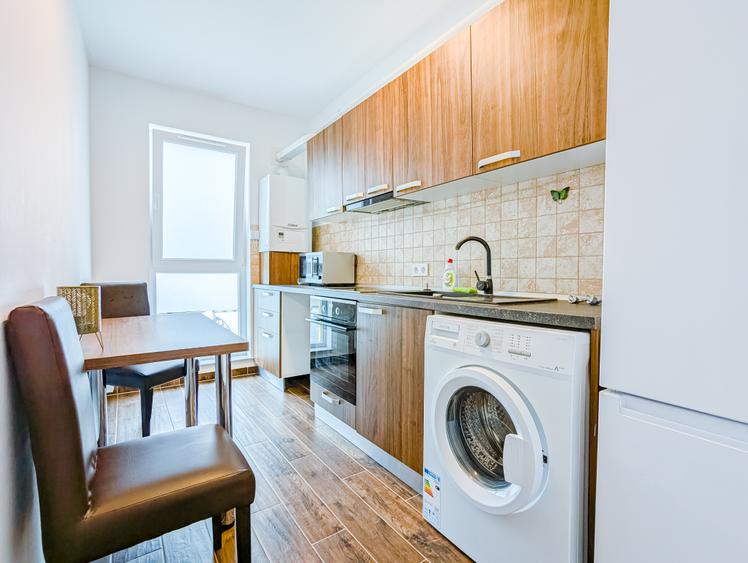 2 camere mobilat utilat la 5 min de Coresi Shopping Resort