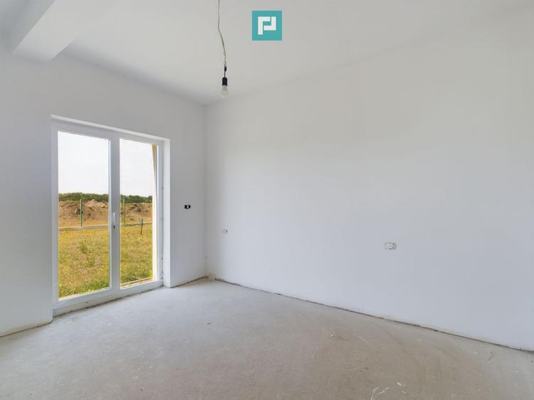 Apartament 3 camere, grădină proprie, Torontalului