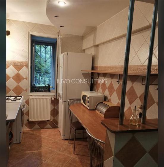 Apartament 2 camere Semidecomandat Bd.Ctin. Brancoveanu, - 4