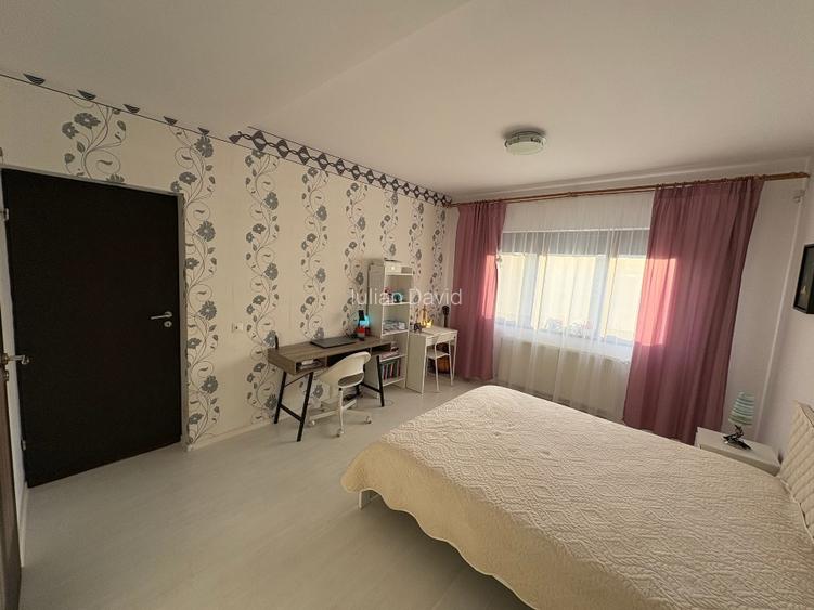 Apartament 3 camere , 103m patrati + terasa 15mp , parcare privata - 2