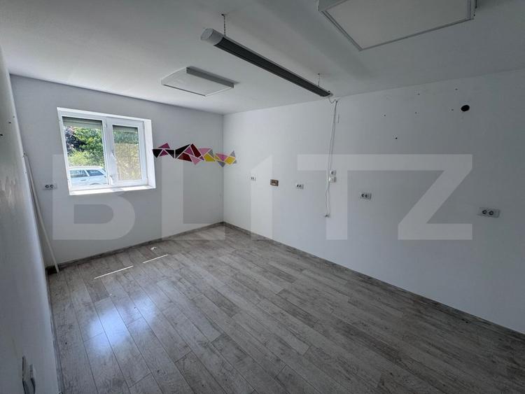 Spatiu birouri de vanzare in Viforata