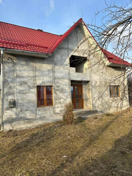 Casa 5 camere, 10 ari - Josenii Bargaului