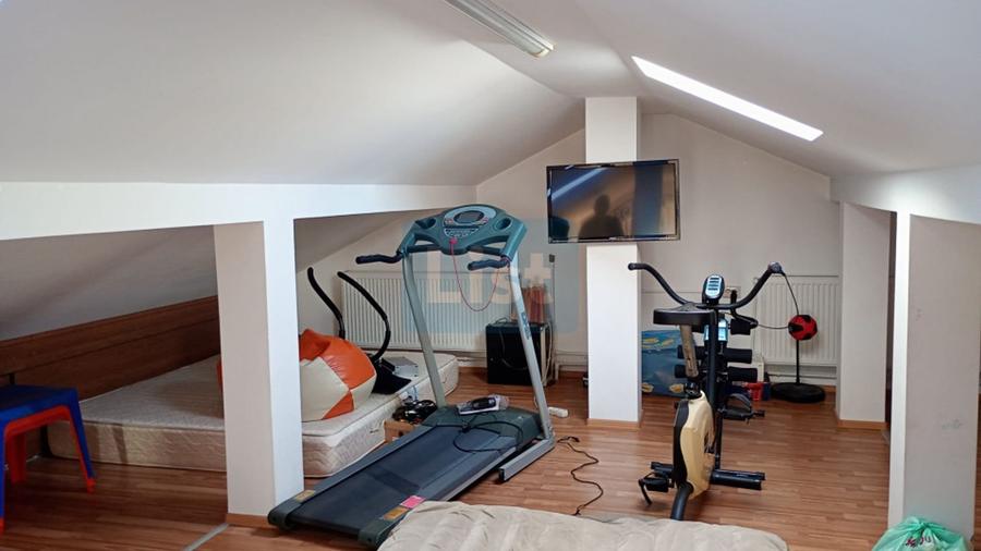 CASA P+1 , ZONA ARCASILOR