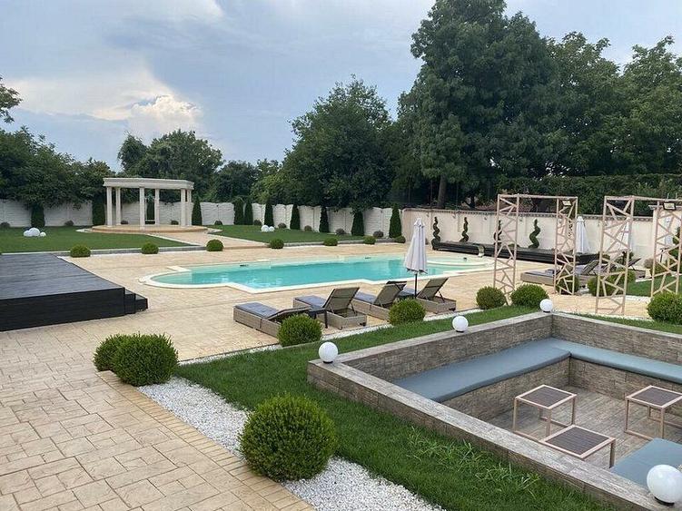 Hotel Renovat - Functional - Luxury