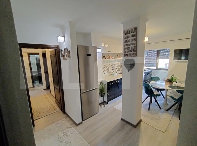 Apartament 3 camere, decomandat, Posta 1 Mai, etaj 3/4