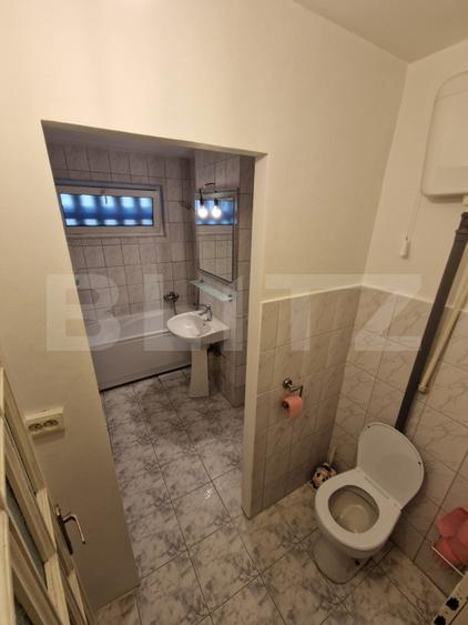 Apartament 3 camere, 65 mp, decomandat, 2 bai, zona Primăverii, Manastur