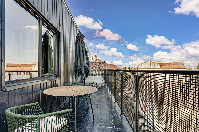Apartament modern cu 3 camere de închiriat, bloc nou, Complex Cozia