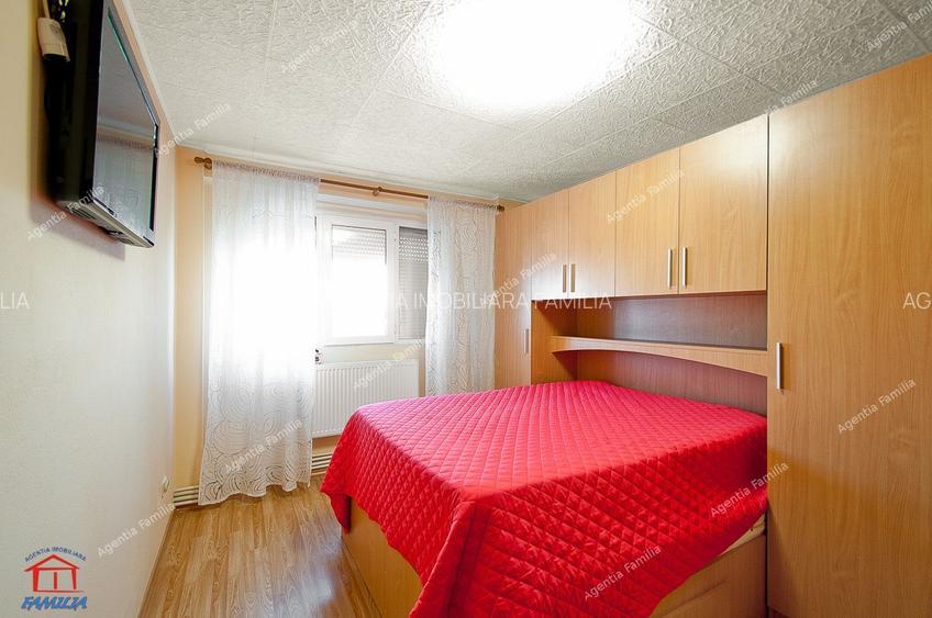 Apartament spatios, renovat, 4 camere, decomandat, etaj 4, Micro 39 - 10