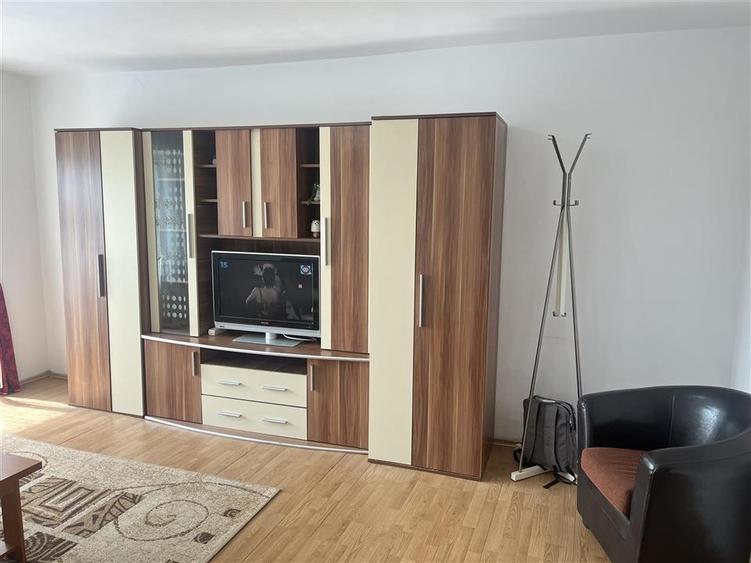 Garsoniera zona Tei