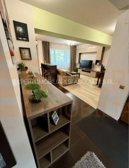 Închiriere apartament 2 Camere, zona Tomis Plus, termen lung, loc parcare - 2