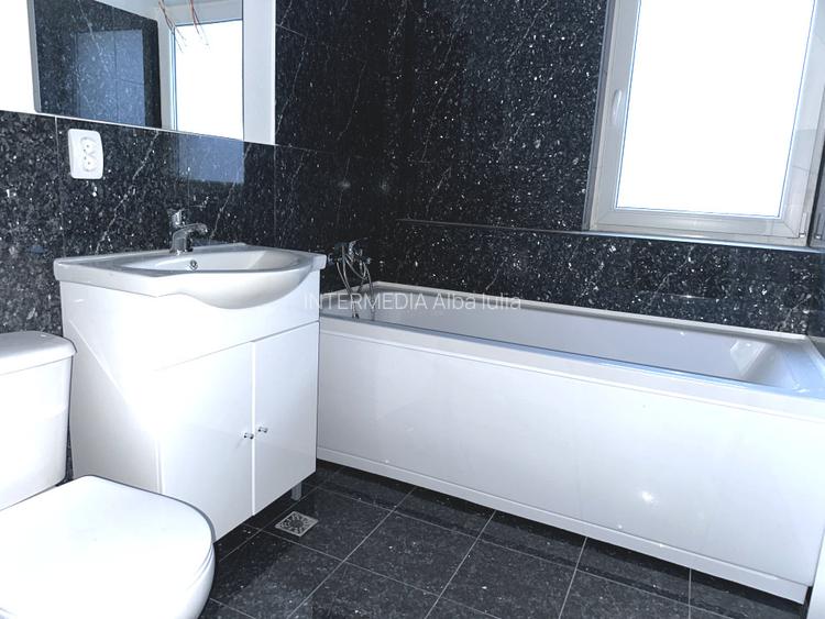 Apartament 2 camere 49 mp Bloc NOU Finisat Modern Balcon 2 locuri parcare Sebes - 4