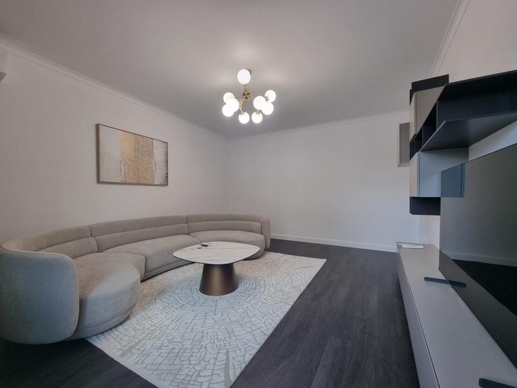 APARTAMENT 3 CAMERE PRIMAVERII // TERASA