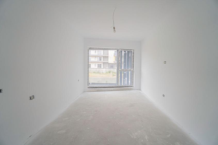 Tomis Nord - Vanzare apartament decomandat cu 3 camere, bloc nou.