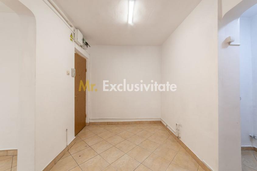 Spatiu Comercial 50 mp, Trafic Intens Auto si Pietonal, Vad Comercial