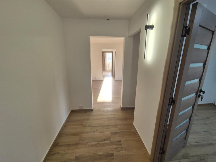 Vand 2 camere Micro 1