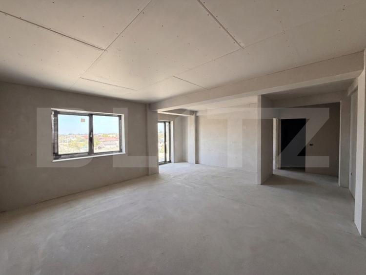 Apartament deco 2 camere, 60 mp, la cheie, et. 3, zona Ford