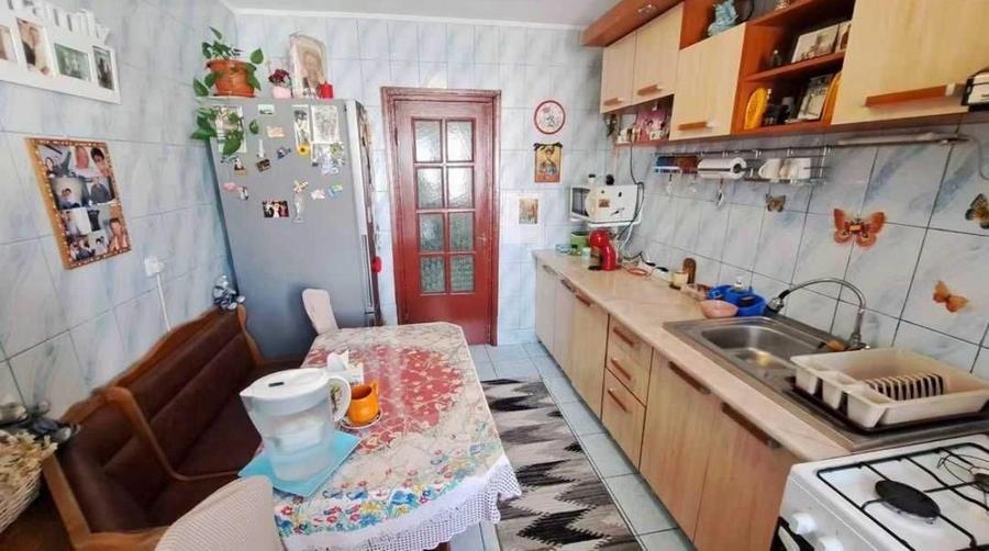 Apartament 2 camere decomandat, Radu Negru.