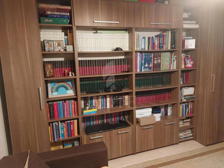 Apartament 4 camere în zona PLOPILOR