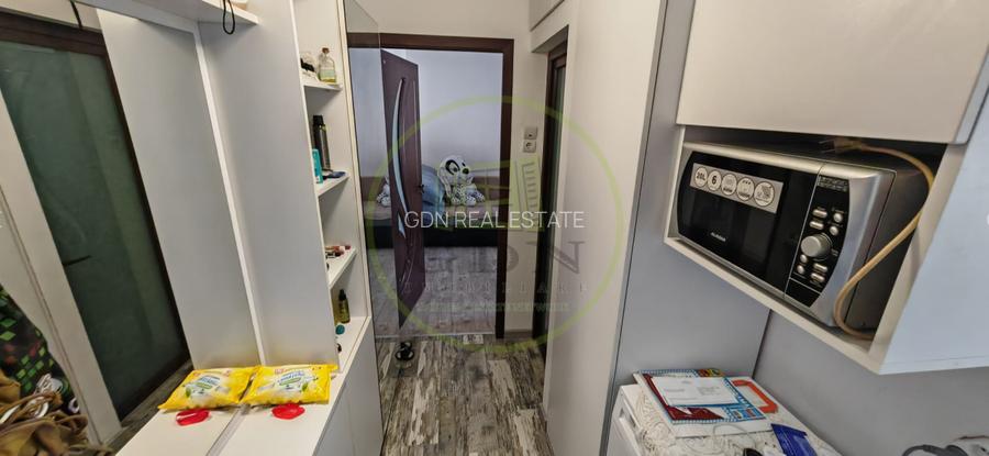 Apartament 2 camere, 41 mp, Craiovita Noua, zona Scoala 30 - 9