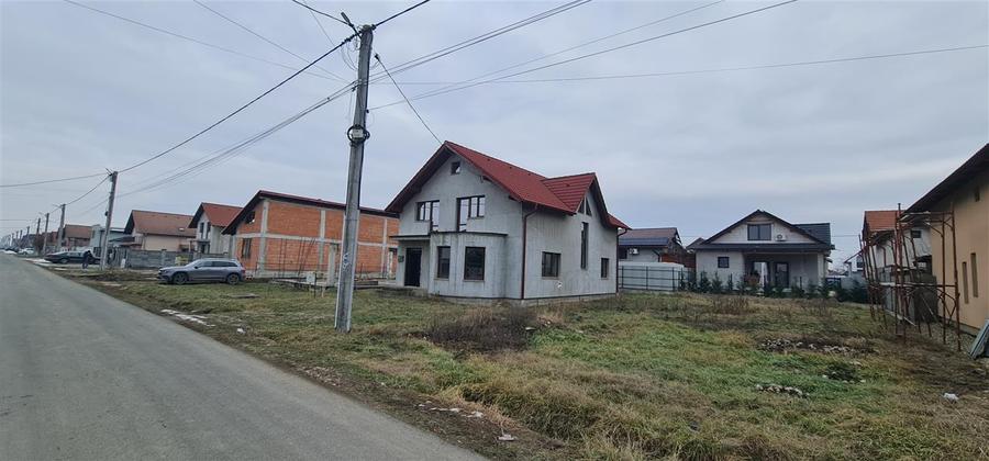 Casa noua Livada, finisata, 5 dormitoare, 225mp, teren 600mp