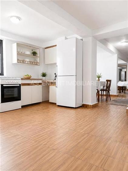 Casa si pentru cazare personal, zona parcului industrial Prejmer Brasov - 4