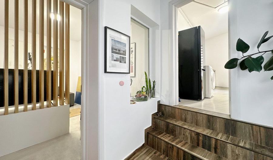 Zona Centrala Mobilier Inclus