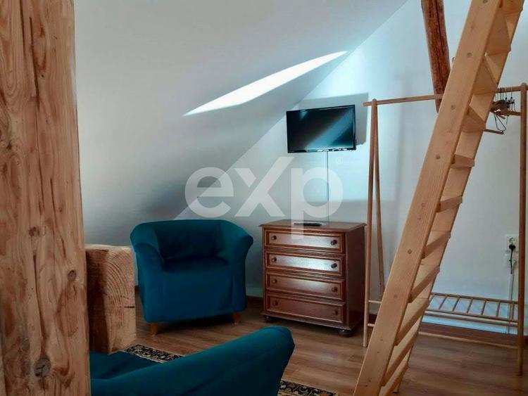 Garsoniera spatioasa de inchiriat, Tractorul - loc parcare - 400 Euro - 40mp