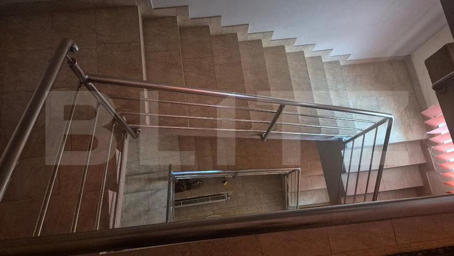 Casa 4 nivele + mansarda, 650 mp, zona Lucian Blaga