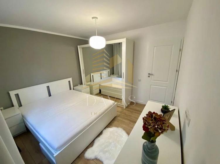 Apartament 3 camere semidecomandat | Între Lacuri