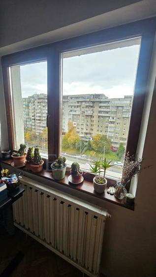 Apartament 3 camere în zona Calea Floresti